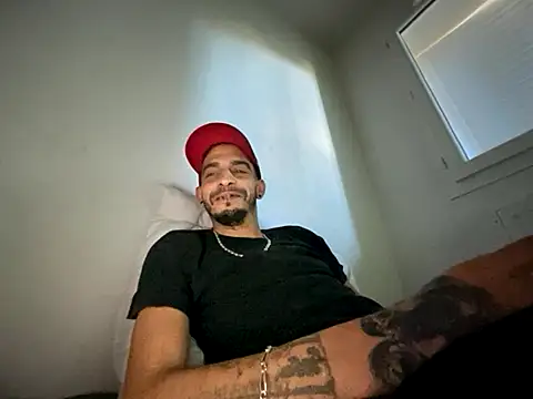 Rebeu313 online show from November 27, 2025, 9:22 am