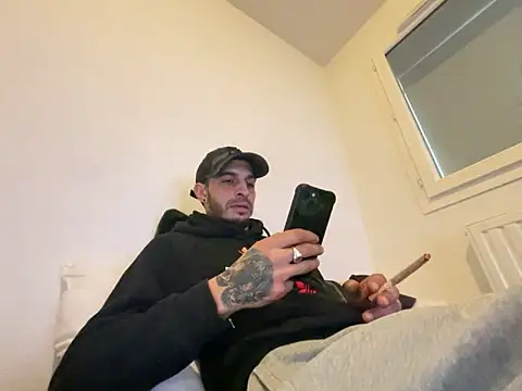 Rebeu313 online show from January 18, 2026, 2:43 pm