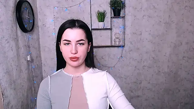 DivaKaily  online show from December 8, 2024, 5:50 am