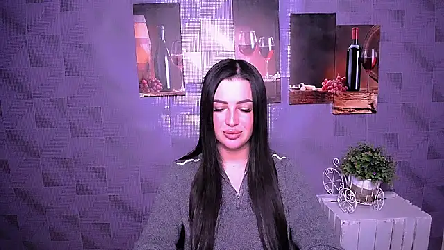 DivaKaily  online show from September 12, 2025, 7:25 pm