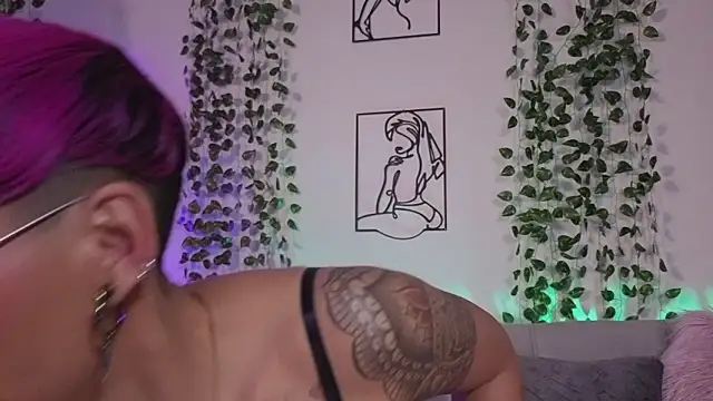 MiaMorgan  online show from March 9, 2026, 12:42 pm