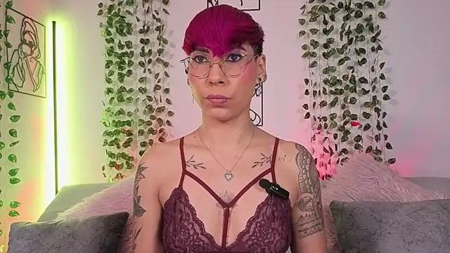 MiaMorgan  online show from April 15, 2026, 2:02 pm