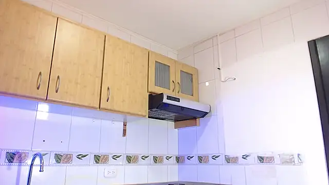 Perla prg online show from October 23, 2025, 6:56 am