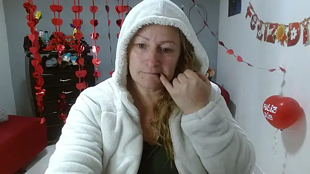 emperabigbootybigass online show from February 19, 2025, 12:11 pm