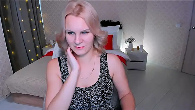 Louisa Bay online show from December 30, 2024, 7:59 am