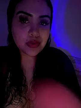 iTrapXXXBACKUP online show from November 4, 2025, 10:53 pm