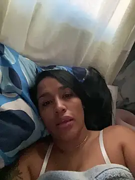 Snapshot of KatalinnaBrown chatting on June 16, 2026, 11:35 am KatalinnaBrown online show from June 16, 2026, 11:35 am
