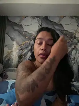 Snapshot of KatalinnaBrown chatting on June 20, 2026, 11:46 am KatalinnaBrown online show from June 20, 2026, 11:46 am