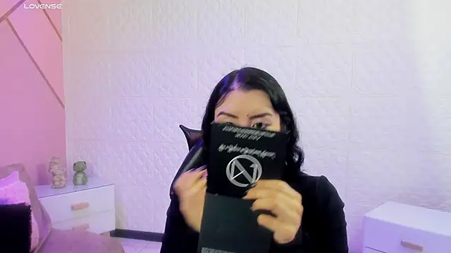 Snapshot of Violetaa_diazz chatting on February 16, 2026, 9:22 pm Violetaa diazz online show from February 16, 2026, 9:22 pm