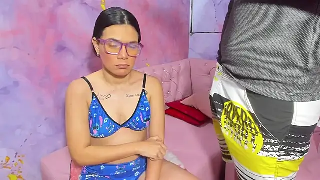 Living room online show from March 5, 2025, 3:18 am