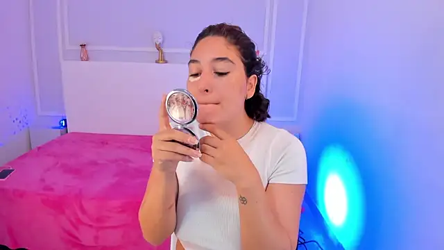 Snapshot of ScarlettWet9 chatting on January 11, 2025, 3:55 am ScarlettWet9 online show from January 11, 2025, 3:55 am