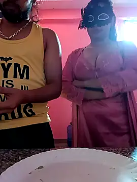 saviverma2024 online show from December 17, 2024, 6:24 am