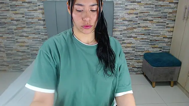  joy yva online show from September 26, 2025, 4:33 pm