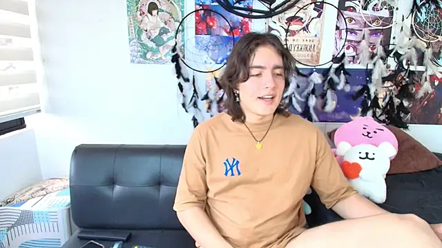 lukashollow  online show from October 6, 2025, 5:32 pm