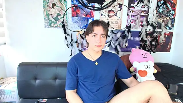 lukashollow  online show from October 15, 2025, 6:19 pm