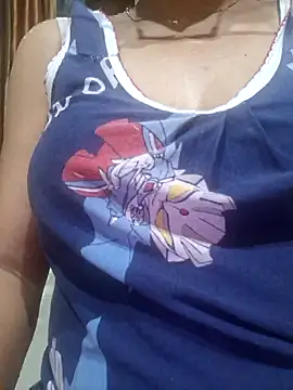 Melody Shyla online show from September 22, 2025, 5:26 pm