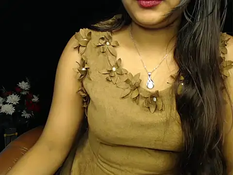 Snapshot of Wish_Queen chatting on January 19, 2025, 7:04 am Wish Queen online show from January 19, 2025, 7:04 am