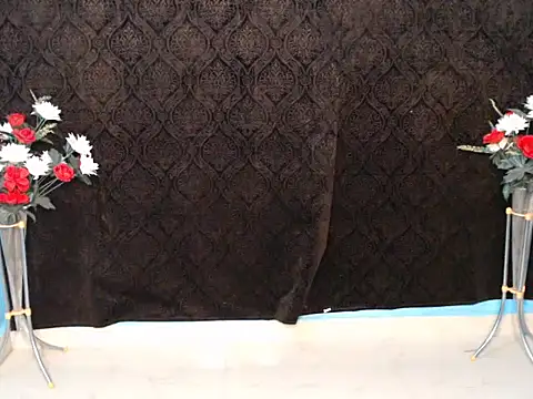 Snapshot of Wish_Queen chatting on February 27, 2025, 12:34 pm Wish Queen online show from February 27, 2025, 12:34 pm