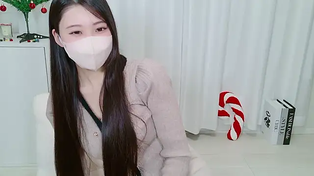 yuki room online show from December 22, 2025, 12:46 pm