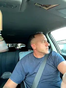 Lecatore80 online show from October 6, 2025, 4:37 pm