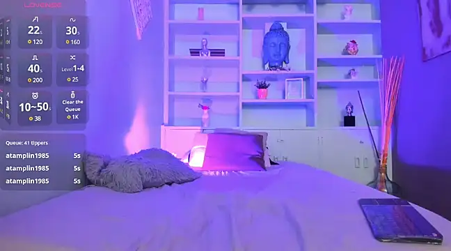 Snapshot of Lucy_Williiams chatting on February 8, 2025, 10:51 pm Lucy Williiams online show from February 8, 2025, 10:51 pm