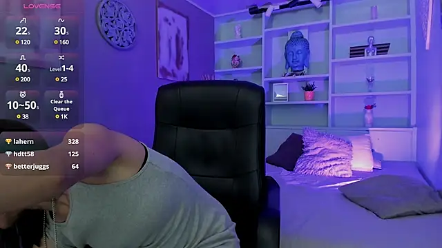 Snapshot of Lucy_Williiams chatting on February 13, 2025, 8:55 pm Lucy Williiams online show from February 13, 2025, 8:55 pm