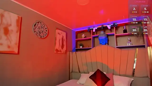 Snapshot of Lucy_Williiams chatting on October 21, 2025, 11:22 am Lucy Williiams online show from October 21, 2025, 11:22 am