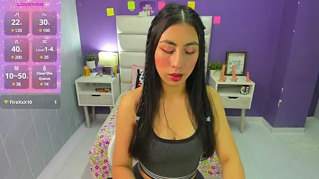 Sophia abad7 online show from March 14, 2025, 12:07 pm