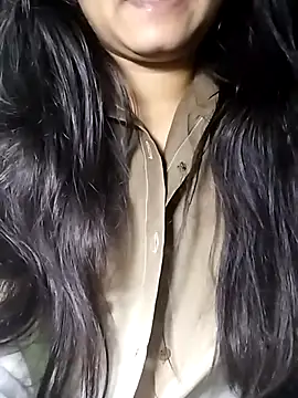 Snapshot of Indianhyna chatting on February 6, 2026, 12:59 am Indianhyna online show from February 6, 2026, 12:59 am