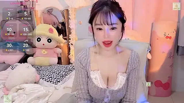 Snapshot of Carly_1 chatting on February 1, 2026, 12:59 pm Carly 1 online show from February 1, 2026, 12:59 pm