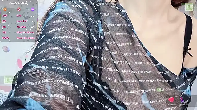 Snapshot of Carly_1 chatting on March 3, 2026, 3:45 am Carly 1 online show from March 3, 2026, 3:45 am