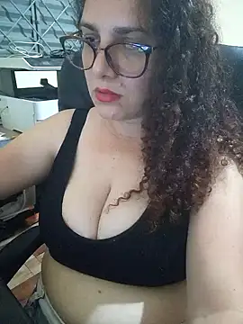 litha luna online show from December 5, 2024, 7:38 am