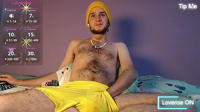 Dante Bear  online show from October 11, 2025, 9:24 pm