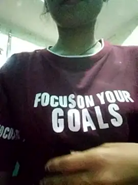 Snapshot of cute_simmy0 chatting on March 11, 2026, 9:15 am cute simmy0 online show from March 11, 2026, 9:15 am