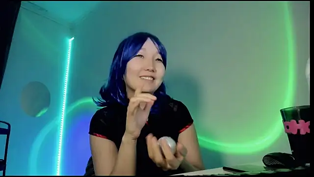 himeros goddess online show from January 17, 2025, 6:57 am