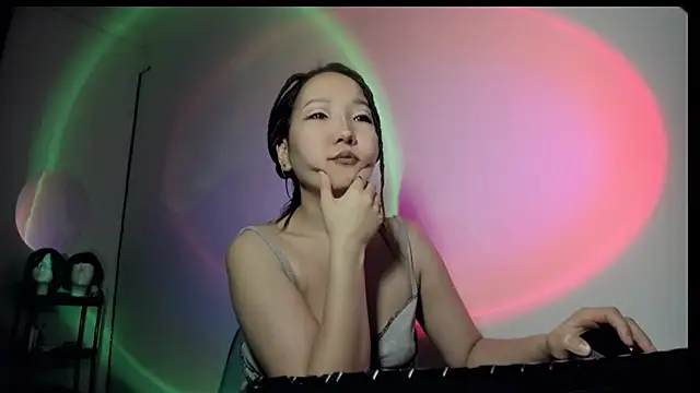 himeros goddess online show from January 27, 2025, 2:42 am