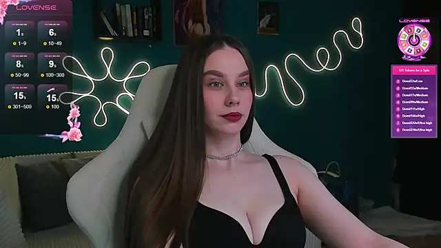 Snapshot of katie_taylorr chatting on May 10, 2026, 11:32 pm katie taylorr online show from May 10, 2026, 11:32 pm