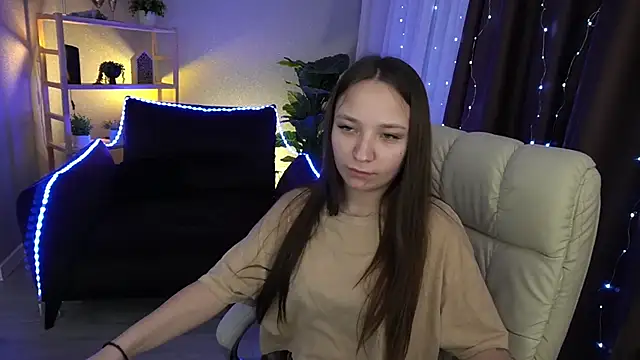 ElysLunar online show from January 27, 2025, 7:13 pm