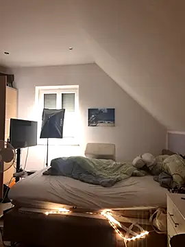 Hexe12346 online show from November 29, 2025, 3:15 pm