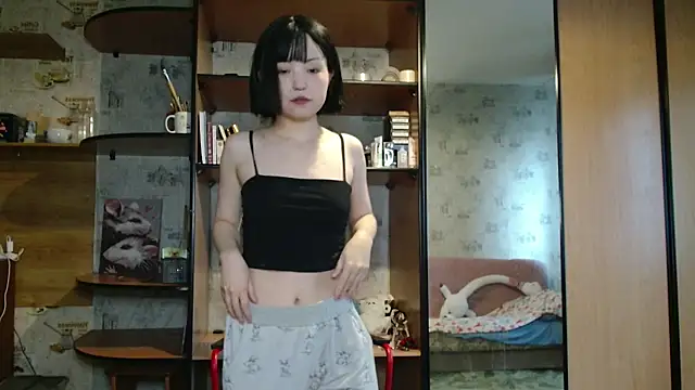 Snapshot of lalallalalaa- chatting on July 10, 2026, 1:14 pm lalallalalaa- online show from July 10, 2026, 1:14 pm