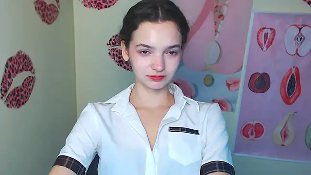  SusieSu  online show from December 2, 2025, 1:39 pm