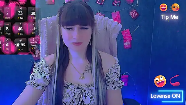Snapshot of Violla_My chatting on May 10, 2026, 5:45 am Violla My online show from May 10, 2026, 5:45 am