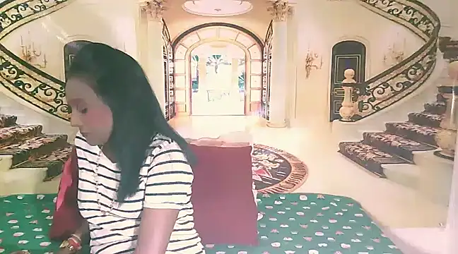 IndianLoveBug online show from December 28, 2024, 5:14 pm