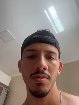 Snapshot of pteno1 chatting on February 4, 2025, 5:12 pm pteno1 online show from February 4, 2025, 5:12 pm