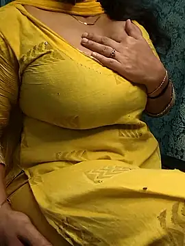 Snapshot of Anamika_Kapoor chatting on May 9, 2026, 2:28 am Anamika Kapoor online show from May 9, 2026, 2:28 am