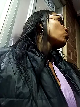 Sara-77 online show from February 5, 2025, 11:50 pm