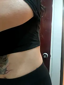 Lila Desiree online show from March 28, 2026, 12:27 pm