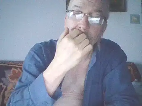 Snapshot of loverboyxxx69 chatting on February 26, 2025, 1:53 am loverboyxxx69 online show from February 26, 2025, 1:53 am