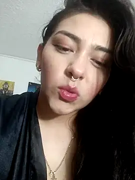 Snapshot of SophieWinslow chatting on March 15, 2025, 3:51 am SophieWinslow online show from March 15, 2025, 3:51 am