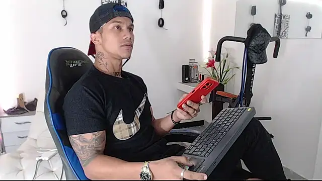 Leonard Price online show from March 5, 2025, 8:54 am